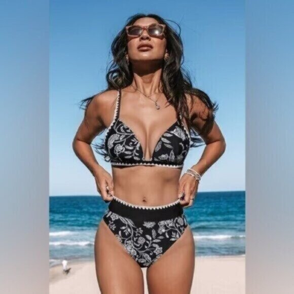 New Cupshe Embroidered Padded Cup Bikini Set Boho Beachy Feminine High Cut - Picture 1 of 11